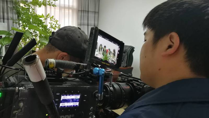 剧本杀式体验：高港区广告片拍摄公司构建沉浸式消费决策路径